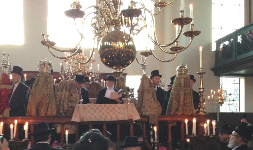 Oranje III'' in Portuguese synagoge Amsterdam 20130428