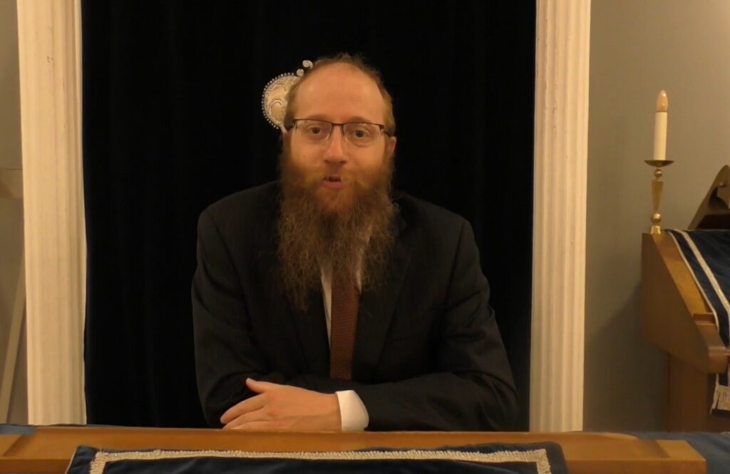 Shmuel Spiero in de sjoel in Heemstede, 2020